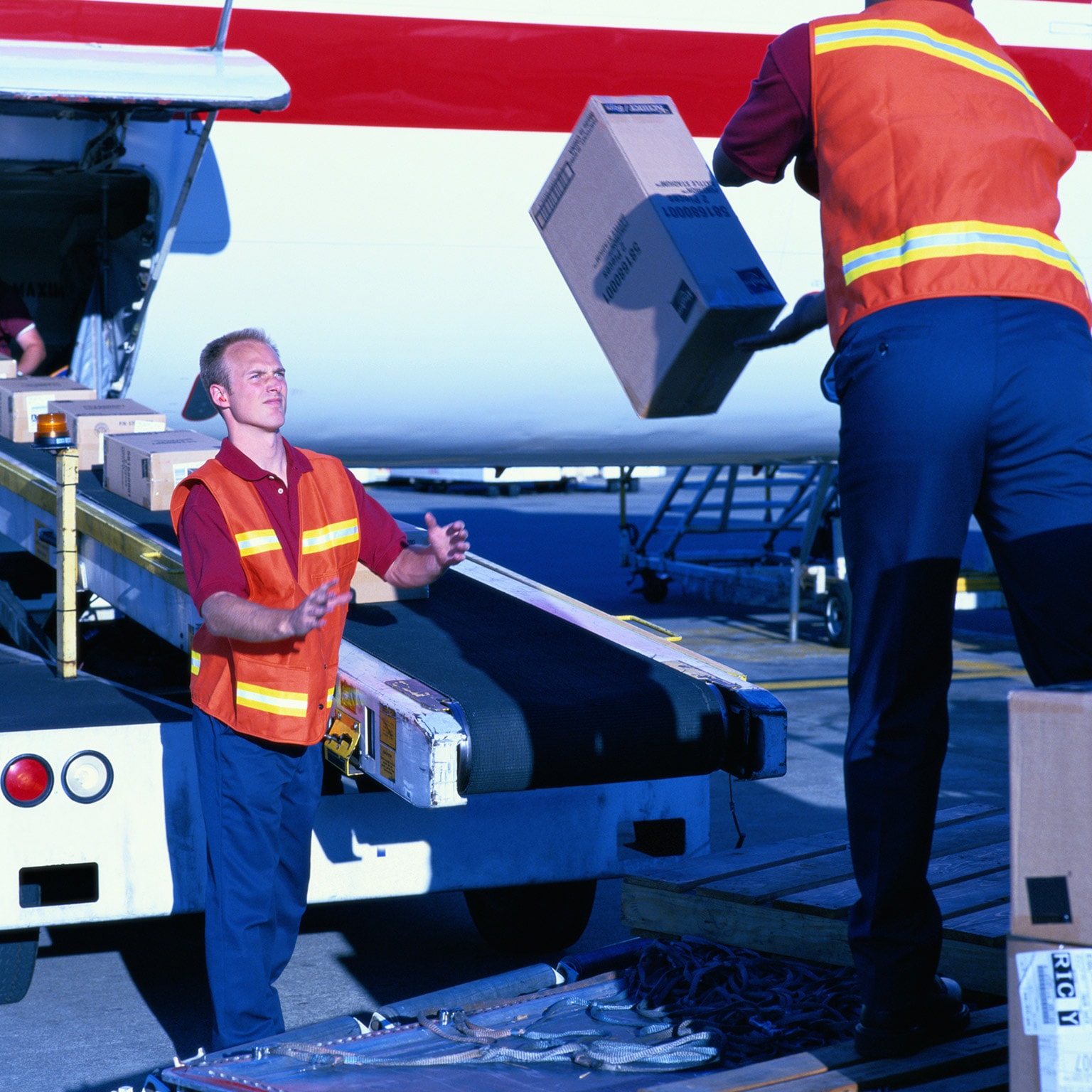 The US imbalancing act Can the current account deficit continue